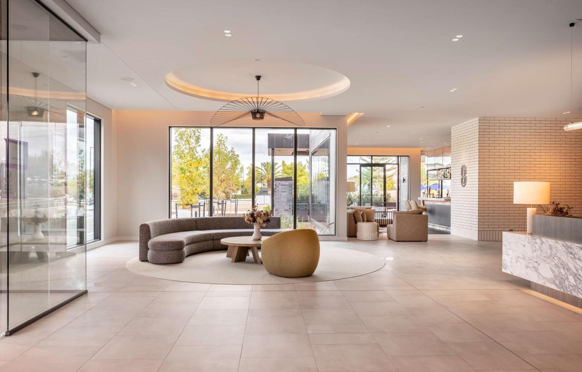 Hotel Doubletree By Hilton Auckland Karaka Exterior foto