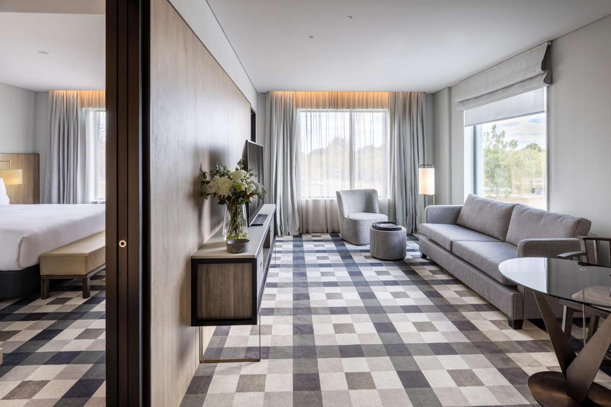 Hotel Doubletree By Hilton Auckland Karaka Exterior foto
