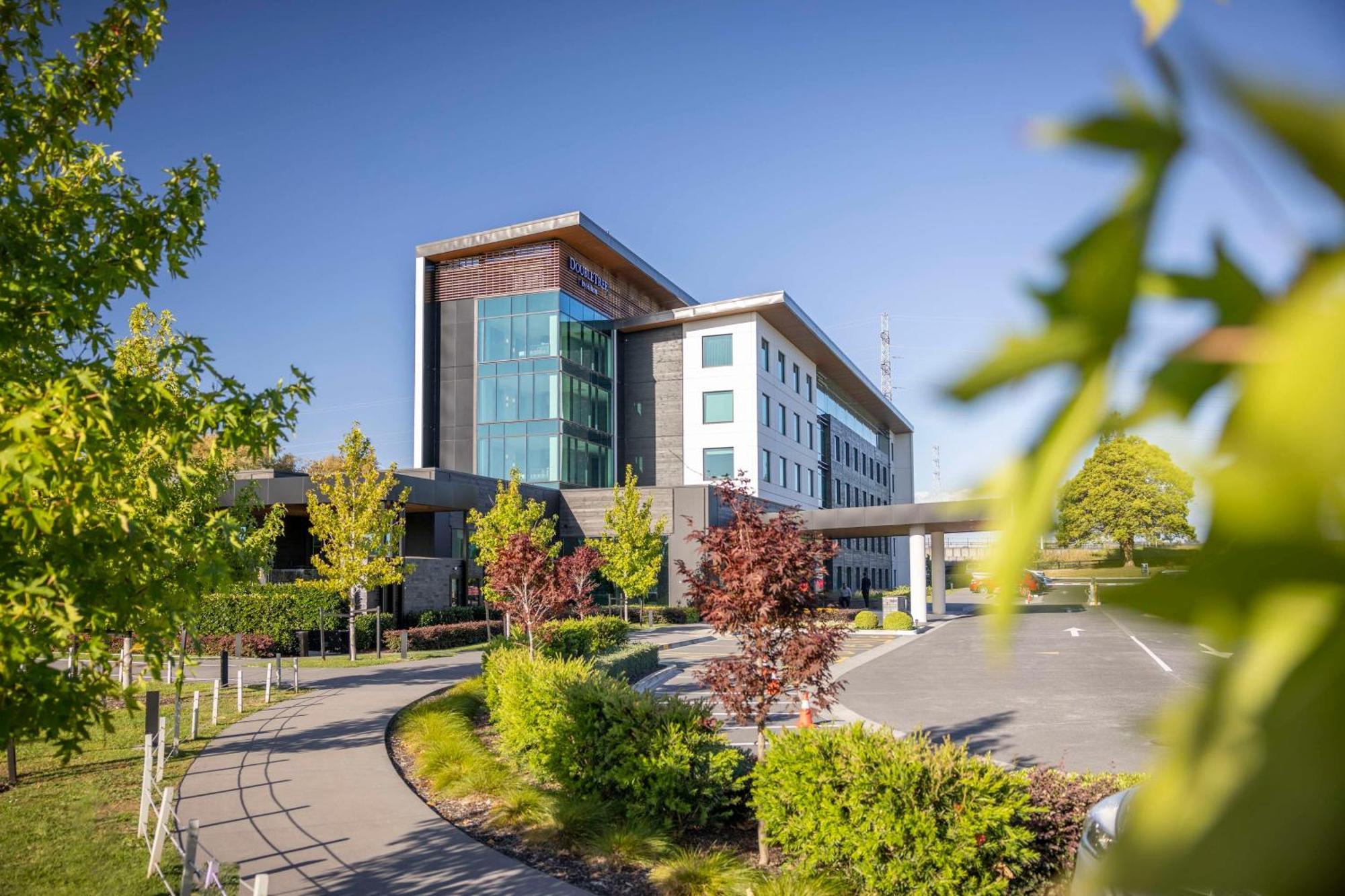 Hotel Doubletree By Hilton Auckland Karaka Exterior foto